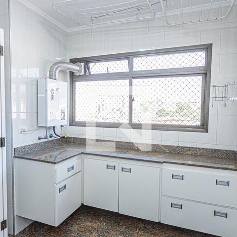 Apartamento para alugar com 136m², 3 quartos e 2 vagasÁrea de Serviço