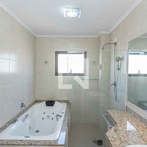 Apartamento para alugar com 136m², 3 quartos e 2 vagasBanheiro suite