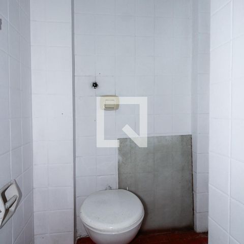 Apartamento à venda com 78m², 2 quartos e sem vagaBanheiro de Serviço