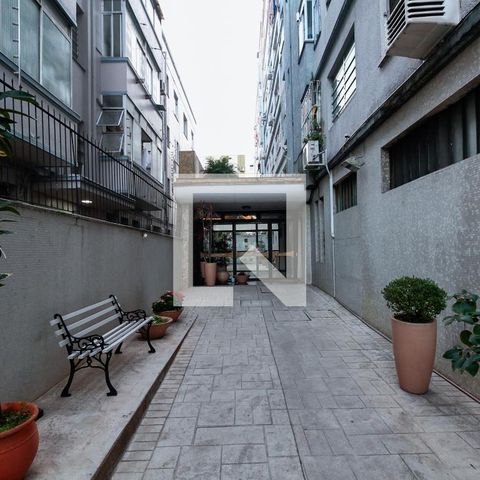 Apartamento à venda com 78m², 2 quartos e sem vagaÁrea comum