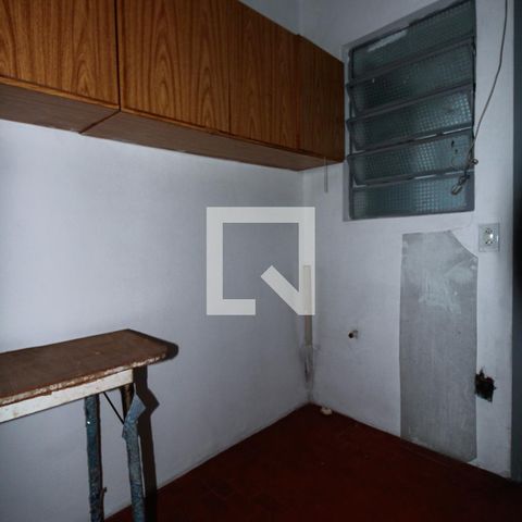 Apartamento à venda com 78m², 2 quartos e sem vagaQuarto de Serviço