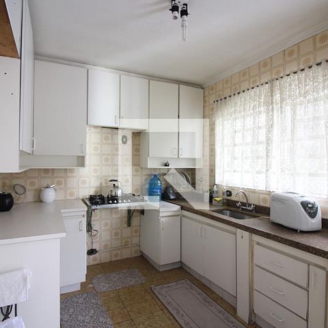 Casa à venda com 360m², 4 quartos e 5 vagasCozinha