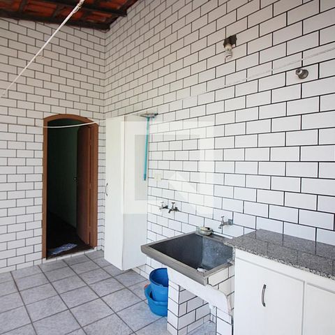 Casa à venda com 360m², 4 quartos e 5 vagasÁrea de Serviço