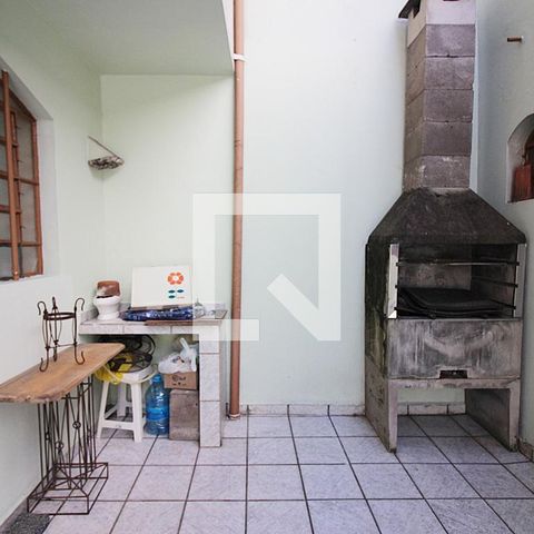 Casa à venda com 360m², 4 quartos e 5 vagasÁrea Externa