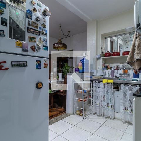 Casa à venda com 147m², 6 quartos e 3 vagas Casa à venda com 147m², 6 quartos e 3 vagasCozinha