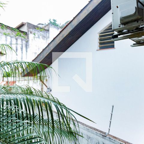 Casa para alugar com 530m², 4 quartos e 4 vagas Casa para alugar com 530m², 4 quartos e 4 vagasVista da Suíte 3