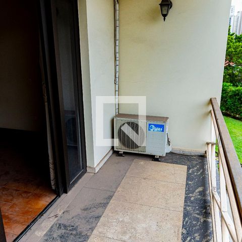 Casa para alugar com 530m², 4 quartos e 4 vagas Casa para alugar com 530m², 4 quartos e 4 vagasVaranda Suíte 1