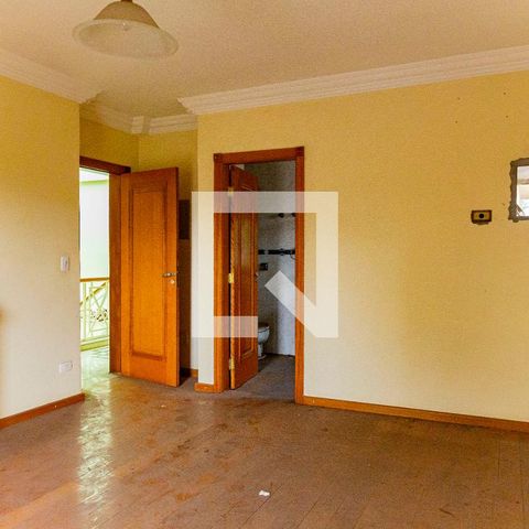 Casa para alugar com 530m², 4 quartos e 4 vagas Casa para alugar com 530m², 4 quartos e 4 vagasSuíte 1
