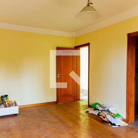 Casa para alugar com 530m², 4 quartos e 4 vagas Casa para alugar com 530m², 4 quartos e 4 vagasSuíte 2