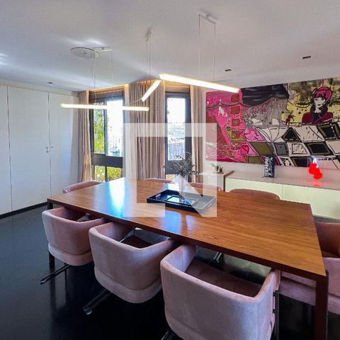 Apartamento à venda com 375m², 3 quartos e 4 vagas Apartamento à venda com 375m², 3 quartos e 4 vagasSala de Jantar