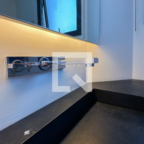 Apartamento à venda com 375m², 3 quartos e 4 vagas Apartamento à venda com 375m², 3 quartos e 4 vagasBanheiro 1 Suíte 1