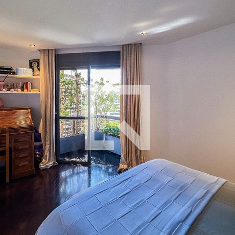 Apartamento à venda com 375m², 3 quartos e 4 vagas Apartamento à venda com 375m², 3 quartos e 4 vagasSuite 3