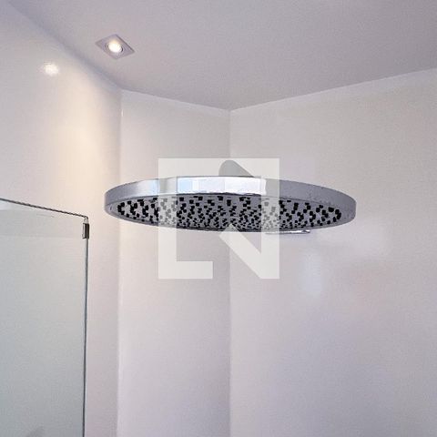 Apartamento à venda com 375m², 3 quartos e 4 vagas Apartamento à venda com 375m², 3 quartos e 4 vagasBanheiro 2 Suíte 1