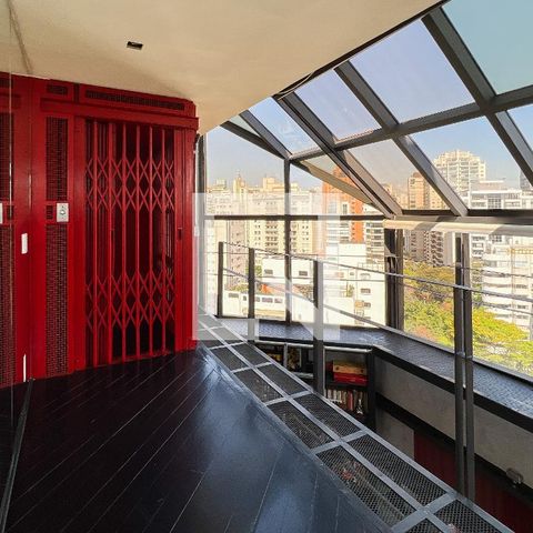 Apartamento à venda com 375m², 3 quartos e 4 vagasCobertura