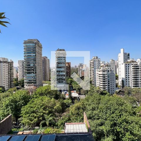 Apartamento à venda com 375m², 3 quartos e 4 vagas Apartamento à venda com 375m², 3 quartos e 4 vagasVista
