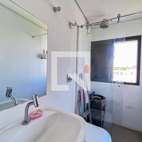 Apartamento à venda com 375m², 3 quartos e 4 vagasBanheiro de Serviço