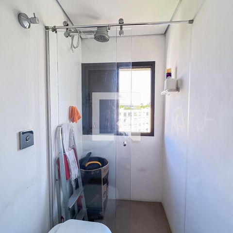 Apartamento à venda com 375m², 3 quartos e 4 vagasBanheiro de Serviço