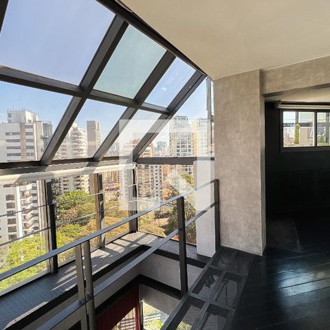 Apartamento à venda com 375m², 3 quartos e 4 vagasCobertura