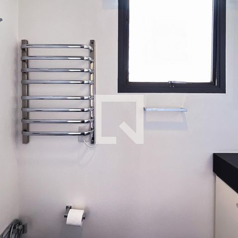 Apartamento à venda com 375m², 3 quartos e 4 vagas Apartamento à venda com 375m², 3 quartos e 4 vagasBanheiro da Suíte 2