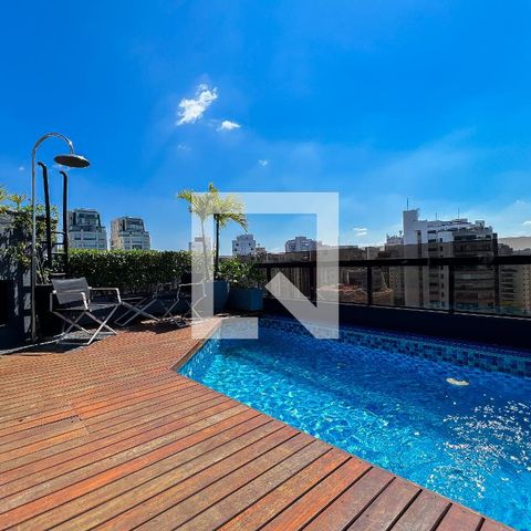 Apartamento à venda com 375m², 3 quartos e 4 vagasPiscina