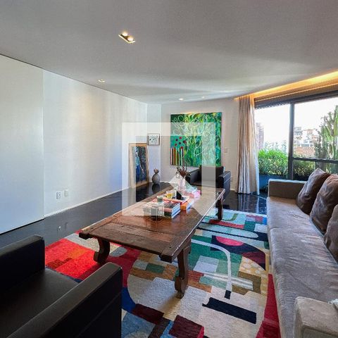 Apartamento à venda com 375m², 3 quartos e 4 vagas Apartamento à venda com 375m², 3 quartos e 4 vagasSala