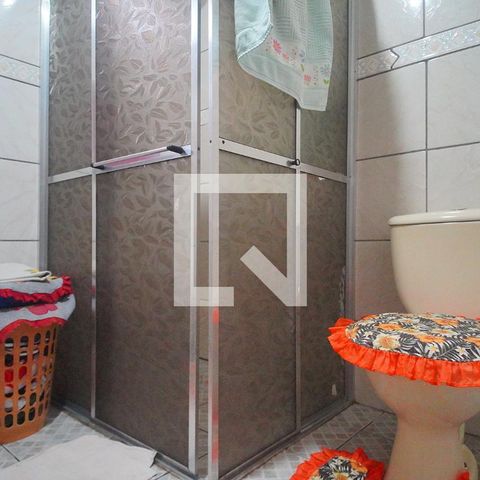 Casa à venda com 80m², 2 quartos e 2 vagasBanheiro