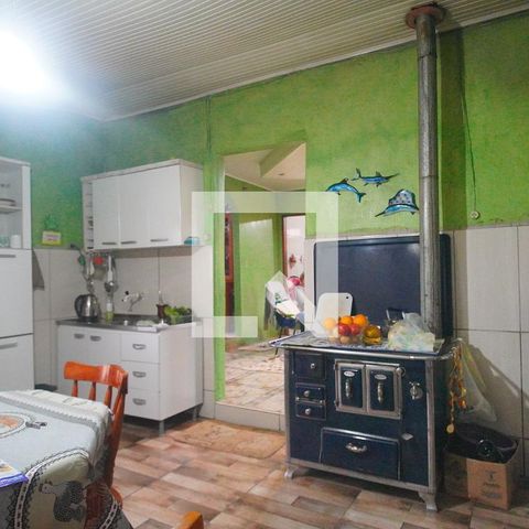 Casa à venda com 80m², 2 quartos e 2 vagasCozinha