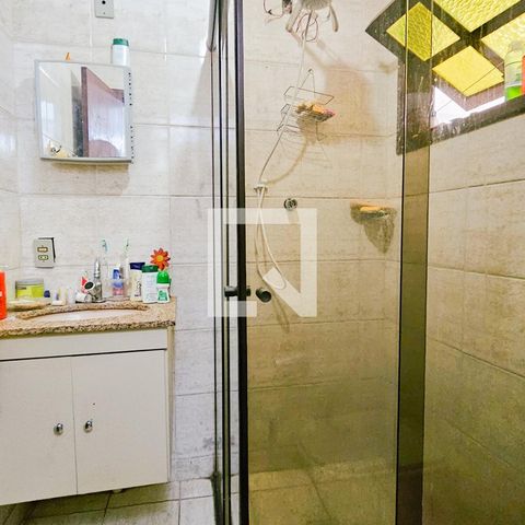 Casa à venda com 177m², 4 quartos e 1 vaga Casa à venda com 177m², 4 quartos e 1 vagaBanheiro Suite 02