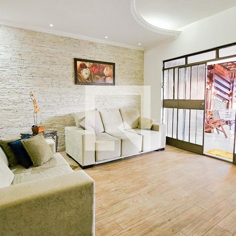 Casa à venda com 177m², 4 quartos e 1 vaga Casa à venda com 177m², 4 quartos e 1 vagaSala 01