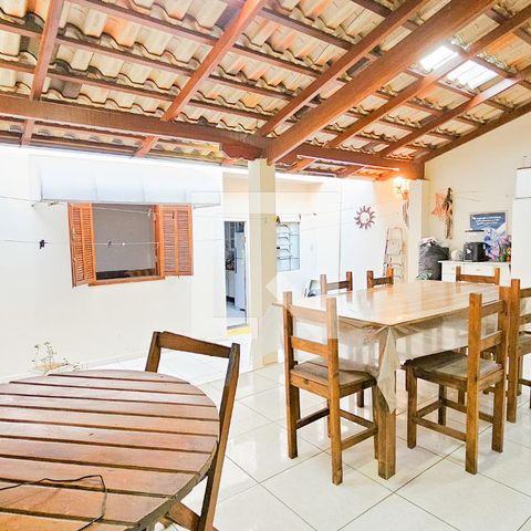 Casa à venda com 177m², 4 quartos e 1 vaga Casa à venda com 177m², 4 quartos e 1 vagaÁrea de Serviço