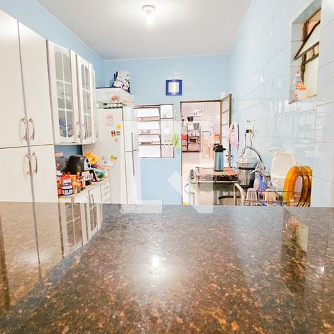Casa à venda com 177m², 4 quartos e 1 vaga Casa à venda com 177m², 4 quartos e 1 vagaCozinha
