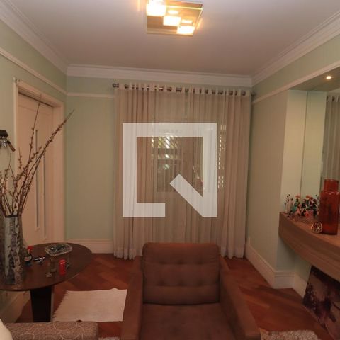 Casa à venda com 184m², 4 quartos e 3 vagasSala