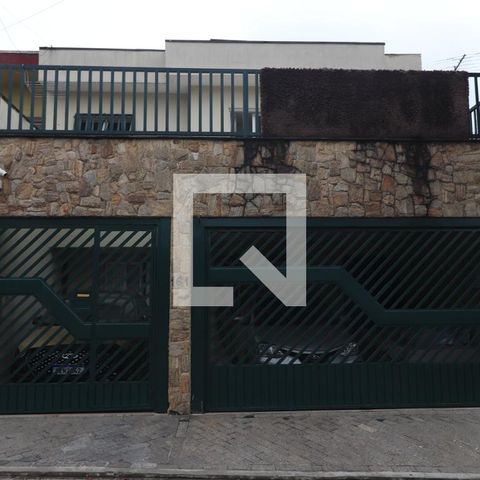 Casa à venda com 184m², 4 quartos e 3 vagasFachada