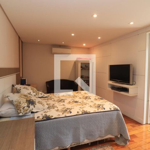 Casa à venda com 184m², 4 quartos e 3 vagasQuarto Suíte