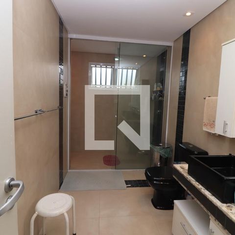 Casa à venda com 184m², 4 quartos e 3 vagasBanheiro da Suíte