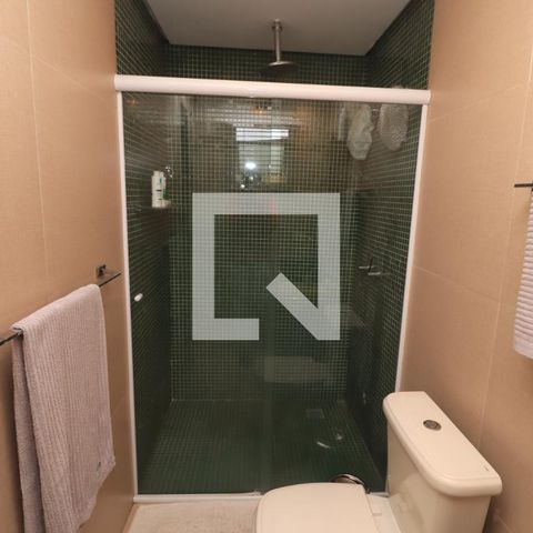 Casa à venda com 184m², 4 quartos e 3 vagasBanheiro da Suíte 4