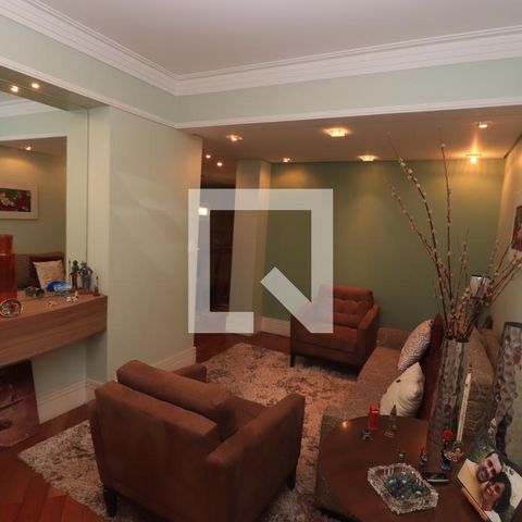 Casa à venda com 184m², 4 quartos e 3 vagasSala