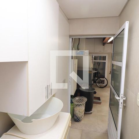 Casa à venda com 184m², 4 quartos e 3 vagasÁrea de Serviço