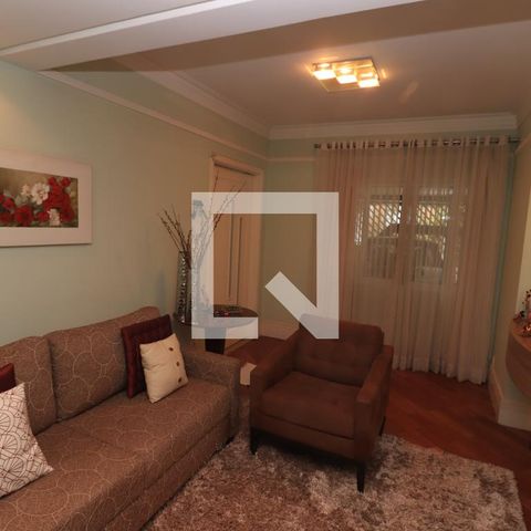 Casa à venda com 184m², 4 quartos e 3 vagasSala
