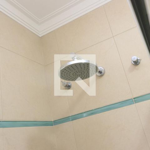 Casa à venda com 184m², 4 quartos e 3 vagasBanheiro da Suíte 2