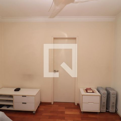 Casa à venda com 184m², 4 quartos e 3 vagasQuarto 2 - Suíte