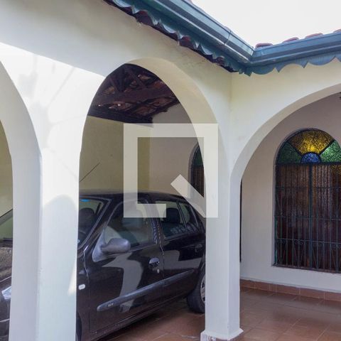 Casa à venda com 214m², 3 quartos e 2 vagasGaragem