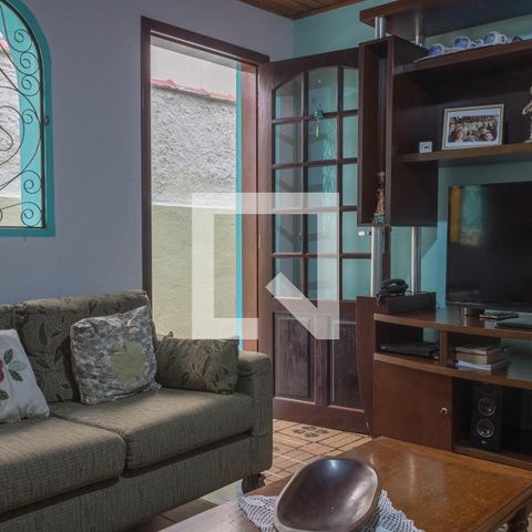 Casa à venda com 214m², 3 quartos e 2 vagasSala 2