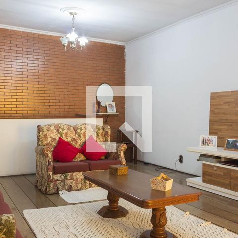 Casa à venda com 214m², 3 quartos e 2 vagasSala 1