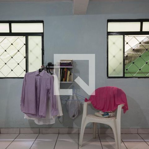 Casa à venda com 214m², 3 quartos e 2 vagasQuarto de Serviço
