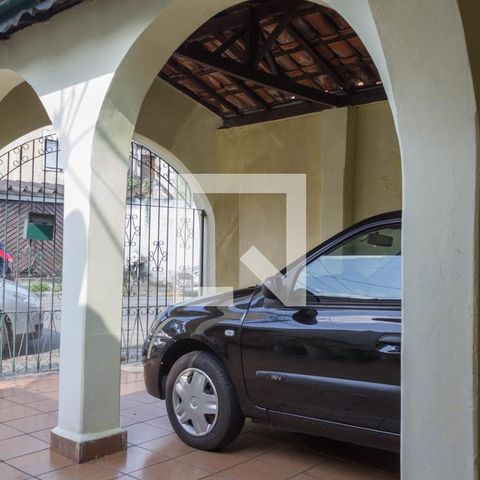 Casa à venda com 214m², 3 quartos e 2 vagasGaragem