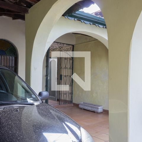 Casa à venda com 214m², 3 quartos e 2 vagasGaragem