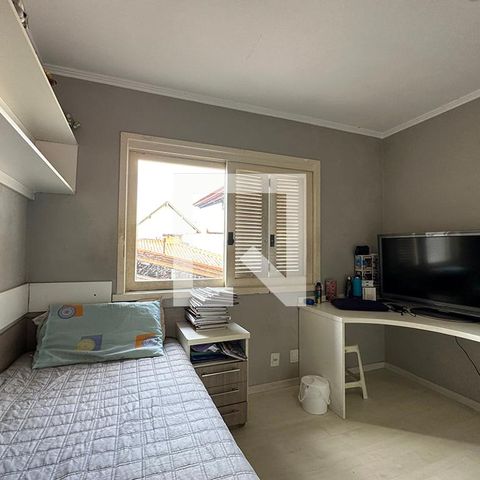 Casa à venda com 300m², 5 quartos e 2 vagasQuarto 4