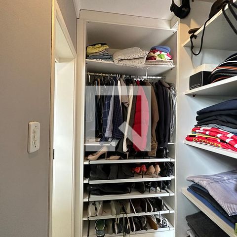 Casa à venda com 300m², 5 quartos e 2 vagasCloset da suíte