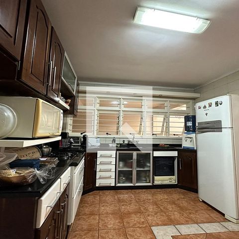 Casa à venda com 300m², 5 quartos e 2 vagasCozinha